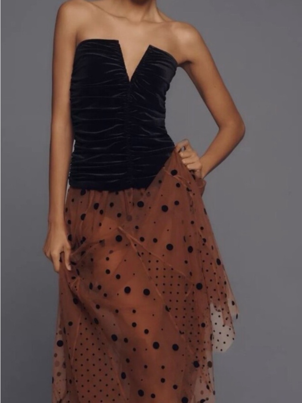 Maeve AnthropologieTulle MIDI Polka Dot flocked brown skirt. Sheet lining.